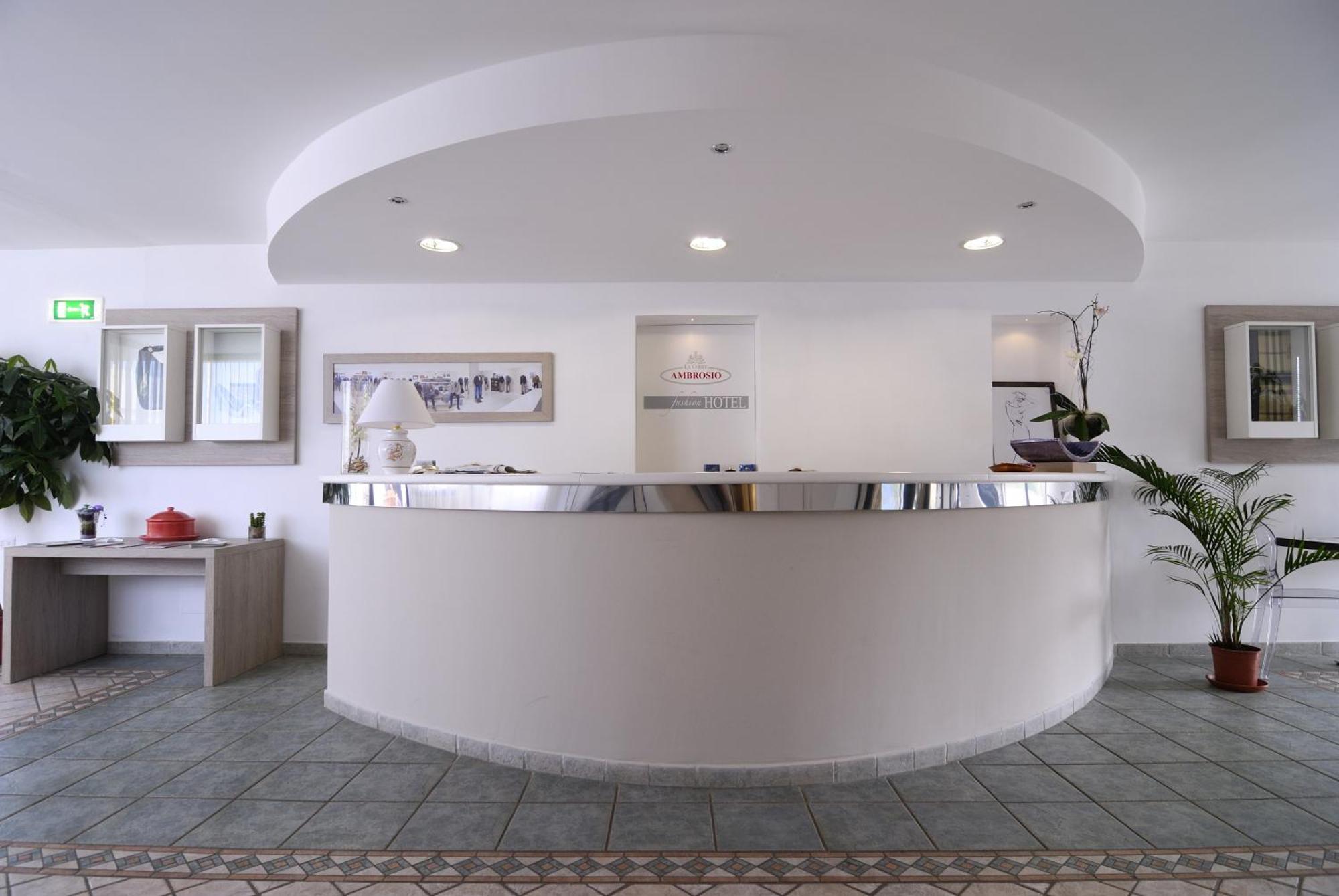 Hotel Ambrosio La Corte Olbia Luaran gambar